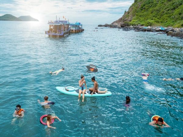 Snorkeling Tour Nha Trang On Happy Boat Trip
